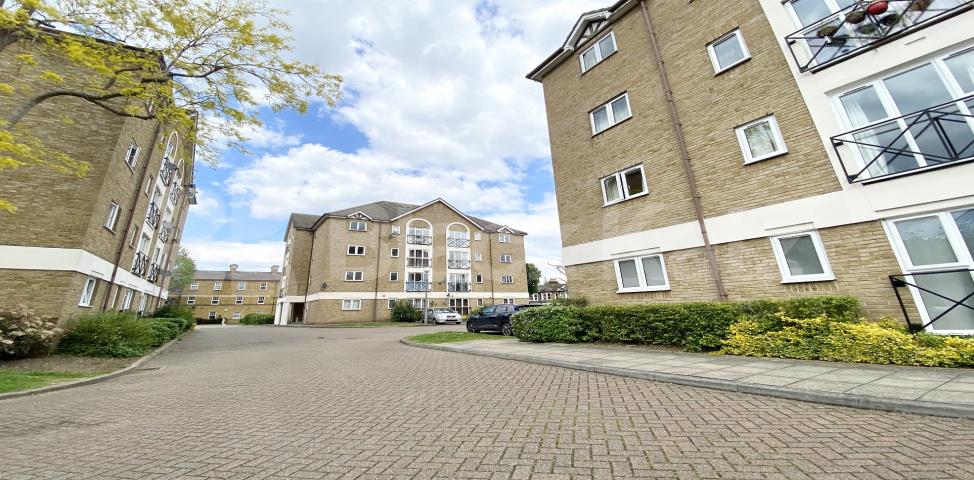			1 Bedroom, 1 bath, 1 reception Apartment			 Avonley Road, New Cross